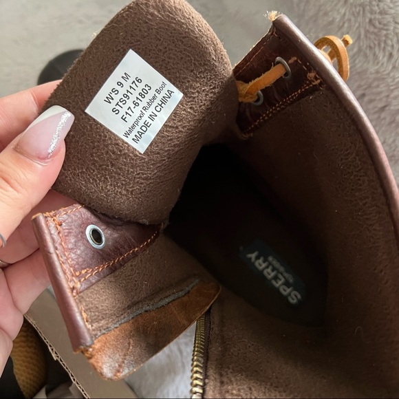 Perry Saltwater Tan Dark Brown Duck Boots - Picture 6 of 8